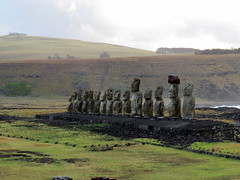 Ahu Tongariki Sunrise - moai - statues - Easter Island - Rapa Nui - Isla de Pascua