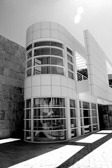 Getty Entrance annex • <a style="font-size:0.8em;" href="http://www.flickr.com/photos/59137086@N08/8561675808/" target="_blank">View on Flickr</a>
