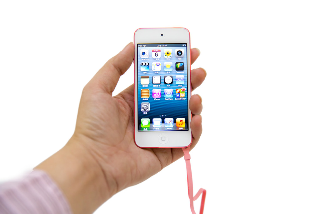 Apple 最超值的家族成員 – iPod Touch 5，比 iPhone5 還值得！ @3C 達人廖阿輝