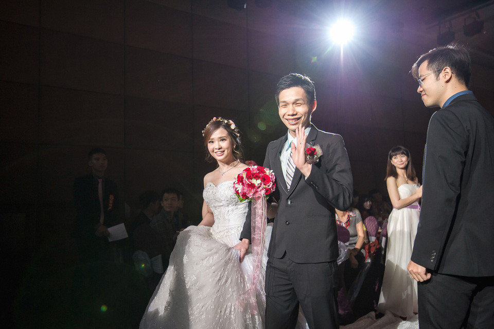 高雄婚攝丫賓 漢神巨蛋會館 W & I - 第44張圖 高雄婚攝丫賓 漢神巨蛋會館 W & I 044