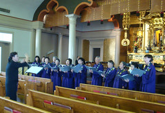 04 Mother'sDayChoir'12 011crop • <a style="font-size:0.8em;" href="http://www.flickr.com/photos/145209964@N06/29714032562/" target="_blank">View on Flickr</a>
