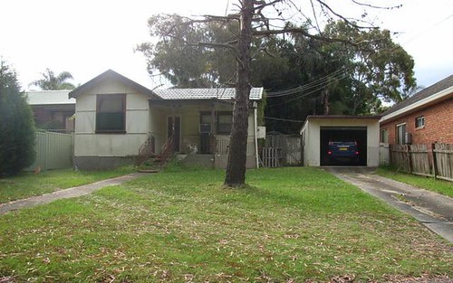 5 Monash Ave, East Hills NSW