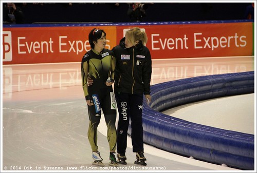 After the 2nd 500 Meter Ladies, Nao Kodaira and Marianne Timmer