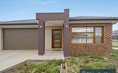 2 Ventasso Street, Clyde North VIC