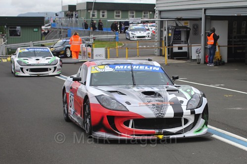 Tom Hibbert in the Ginetta GT4 Supercup at the BTCC Knockhill Weekend 2016