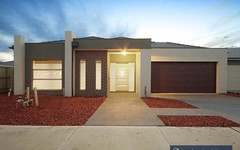 1 Canyon Avenue, Clyde North VIC