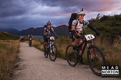 Jo Turnbull & Heartland RICOH on their bikes for Criffel Range