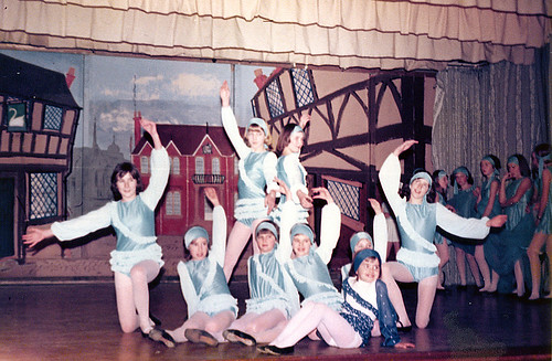 1977 Aladdin 02 (from left Karen Smith, poss Julie Platts, Sally Capp, Louise Kenworthy, sitting Julie Wragg, Joanne Andrews, Jane Parkin, Lisa Young)