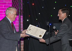 George C. Shafer, Jr. receives The Anna Freeman Davies Founders Award from Board President Ralph McDevitt..