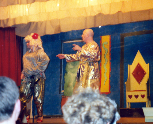 2000 Aladdin 27 (from left Ross Crowe, Les Roberts)