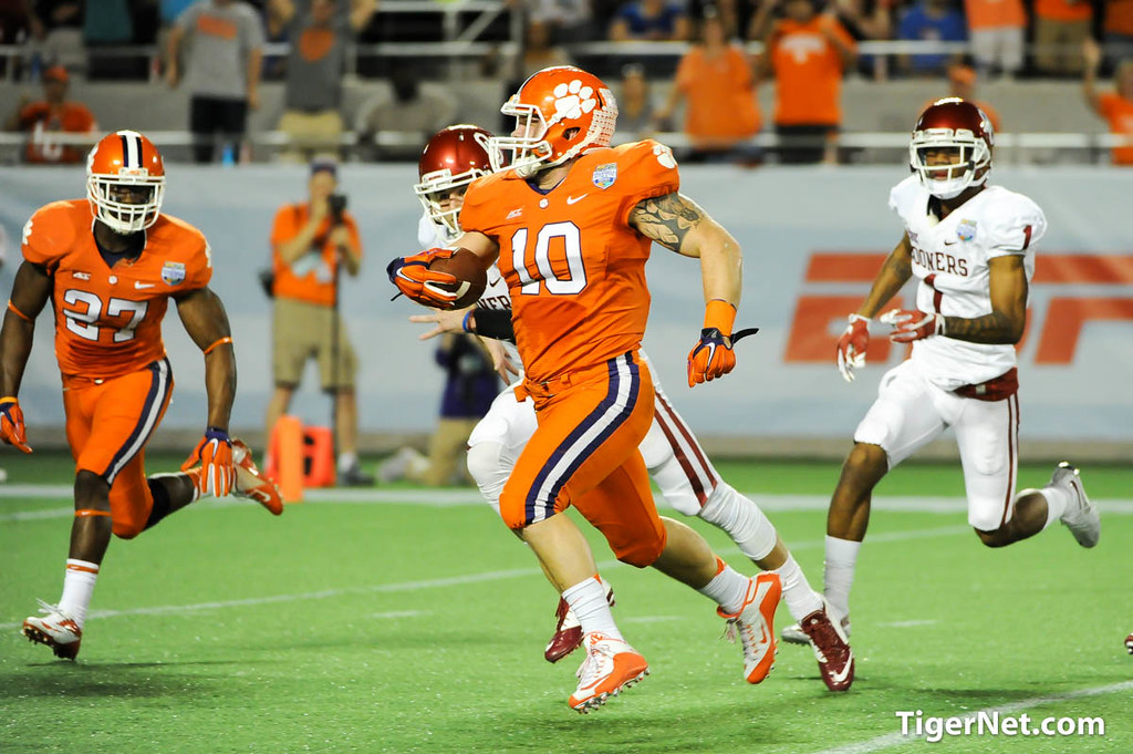 Clemson Football Photo of Russell Athletic Bowl and Ben Boulware