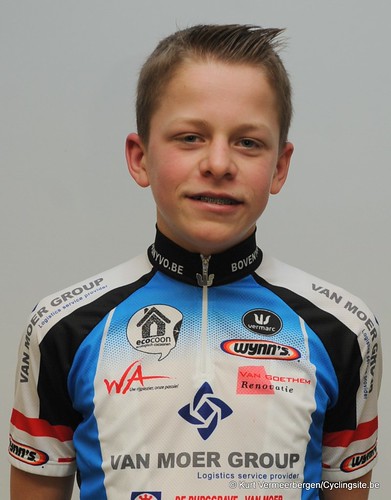Van Moer Group Cycling Team (152)
