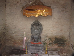 Sitting Buddha at East Mebon