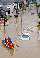 福知山豪雨災害８・１７のときも安倍首相は...