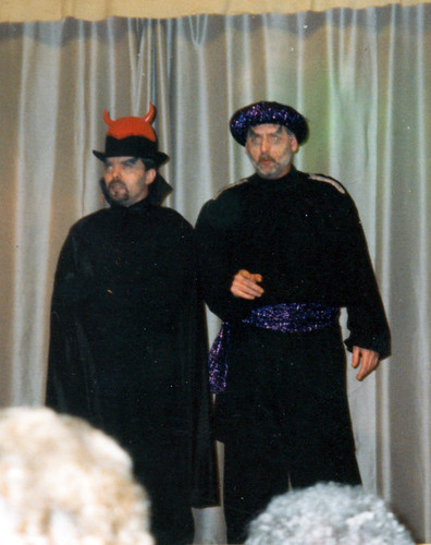 2000 Aladdin 34 (from left Denis Willis, Ken Fielding)