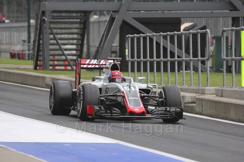 Santino Ferrucci in the Haas during Formula One In Season Testing at Silverstone, July 2016