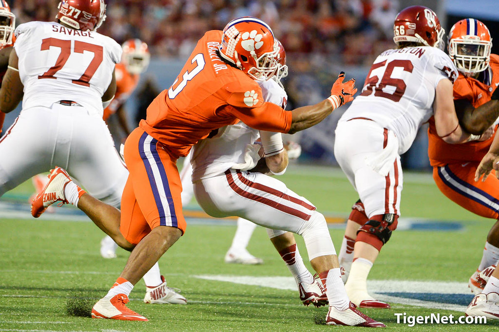 Clemson Football Photo of Vic Beasley and Russell Athletic Bowl