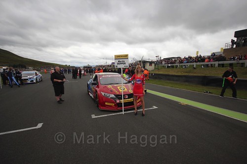 Martin Depper on the grid during the BTCC Knockhill Weekend 2016