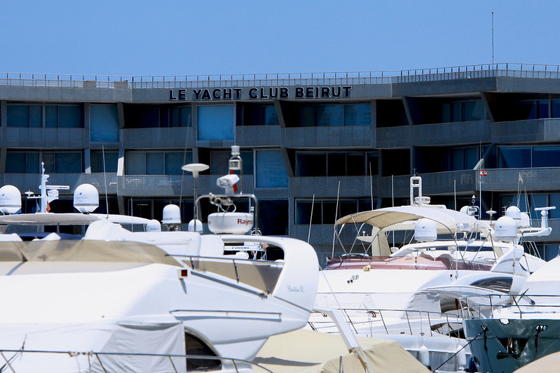 Le yacht club Beirut<br/>© <a href="https://flickr.com/people/34884355@N00" target="_blank" rel="nofollow">34884355@N00</a> (<a href="https://flickr.com/photo.gne?id=28173722054" target="_blank" rel="nofollow">Flickr</a>)