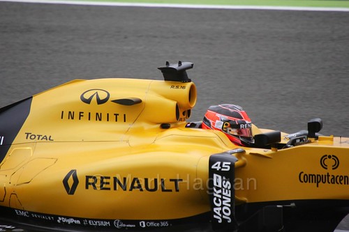 Esteban Ocon in the Renault in Free Practice 1 at the 2016 British Grand Prix