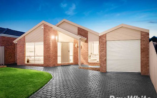 3 Cremin Cl, Mill Park VIC 3082