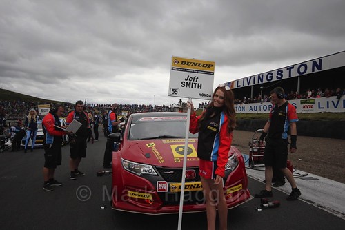 Jeff Smith on the grid during the BTCC Knockhill Weekend 2016