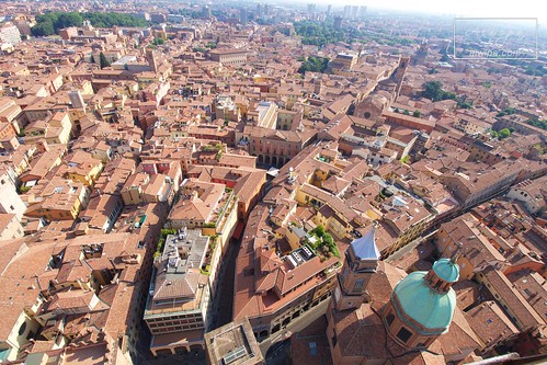 Bologna • <a style="font-size:0.8em;" href="http://www.flickr.com/photos/104879414@N07/28530595732/" target="_blank">View on Flickr</a>