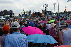 Massive Crowds at Jazz Fest 2015, Day 6, May 2