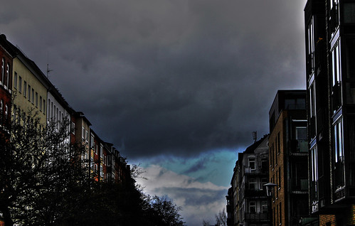 Regenwolken über Kiel 2 • <a style="font-size:0.8em;" href="http://www.flickr.com/photos/69570948@N04/16770934287/" target="_blank">Auf Flickr ansehen</a>