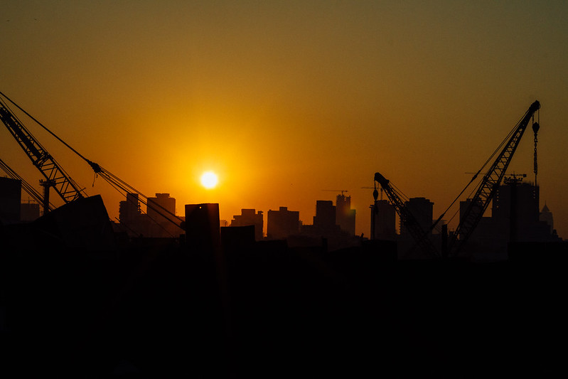 Mumbai Skyline Sunset<br/>© <a href="https://flickr.com/people/96142515@N00" target="_blank" rel="nofollow">96142515@N00</a> (<a href="https://flickr.com/photo.gne?id=17121157627" target="_blank" rel="nofollow">Flickr</a>)