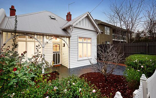 1 Derby Pde, Caulfield North VIC 3161