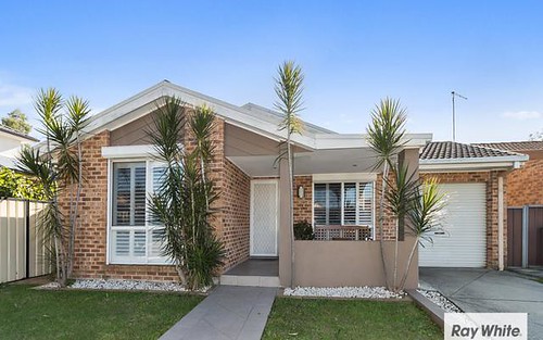 4 Coquet Wy, Green Valley NSW 2168