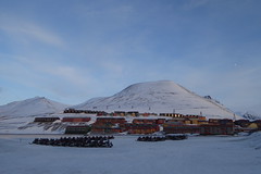 Longyearbyen, "capitol" of Spitsbergen • <a style="font-size:0.8em;" href="http://www.flickr.com/photos/124687412@N06/17327508862/" target="_blank">View on Flickr</a>