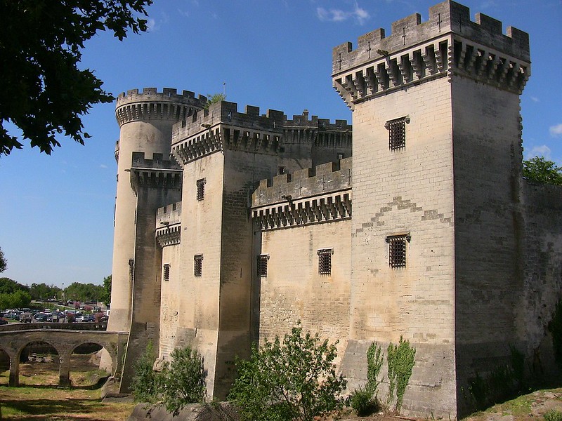 FRANCE - Provence , In Tarascon , Chateau, 12693/5142<br/>© <a href="https://flickr.com/people/30957604@N06" target="_blank" rel="nofollow">30957604@N06</a> (<a href="https://flickr.com/photo.gne?id=17629052149" target="_blank" rel="nofollow">Flickr</a>)