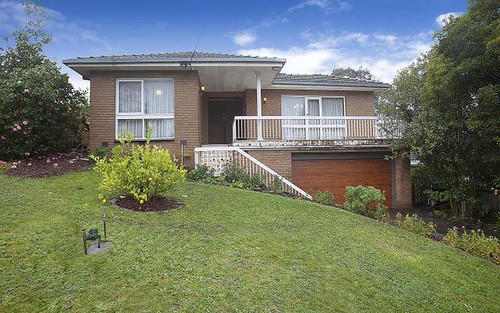 27 Woodhouse Rd, Doncaster East VIC 3109
