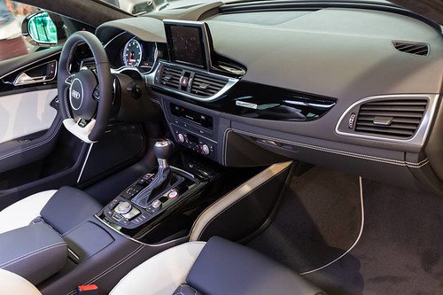Audi RS6 Avant Mocha Latte