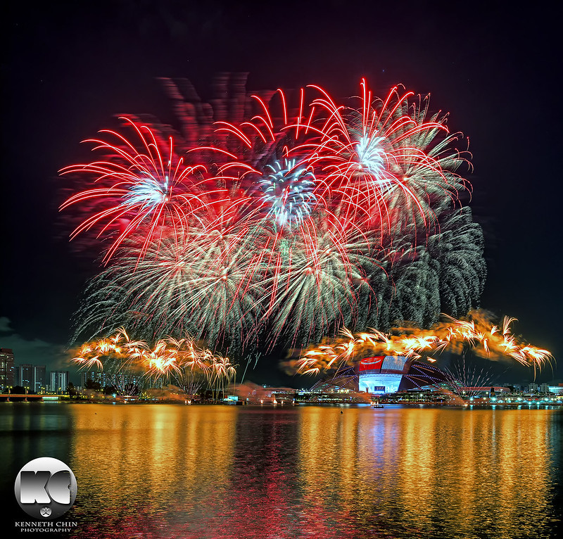 NDP Preview 2016 Fireworks<br/>© <a href="https://flickr.com/people/47998956@N04" target="_blank" rel="nofollow">47998956@N04</a> (<a href="https://flickr.com/photo.gne?id=28608071555" target="_blank" rel="nofollow">Flickr</a>)