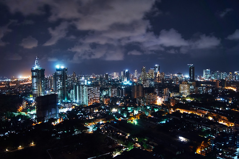 Mumbai Night City<br/>© <a href="https://flickr.com/people/111661024@N07" target="_blank" rel="nofollow">111661024@N07</a> (<a href="https://flickr.com/photo.gne?id=18219784390" target="_blank" rel="nofollow">Flickr</a>)