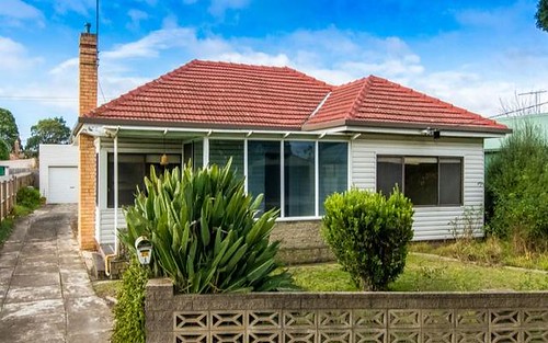 1 Murchison Ct, Herne Hill VIC 3218