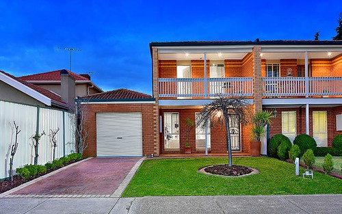 1/4 Thornhill Dr, Keilor Downs VIC 3038